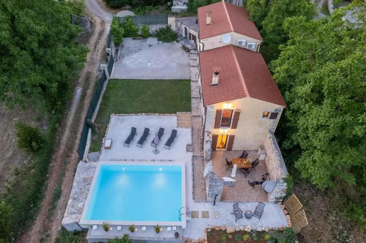 Holiday Home In Milotski Brijeg - Istrien 51829 Milotski Breg